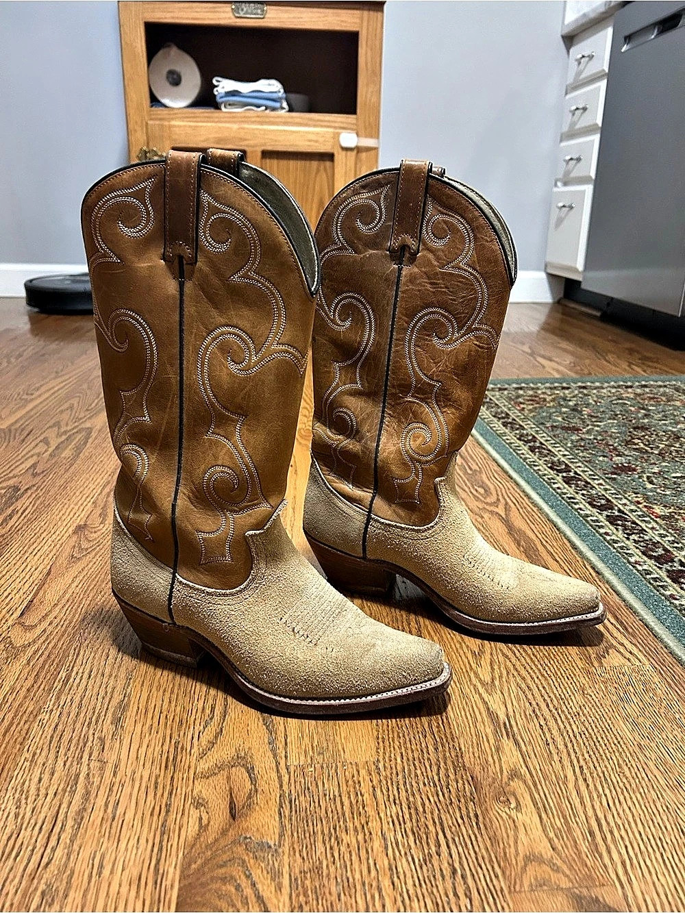 Western Heeled Boots Brown
